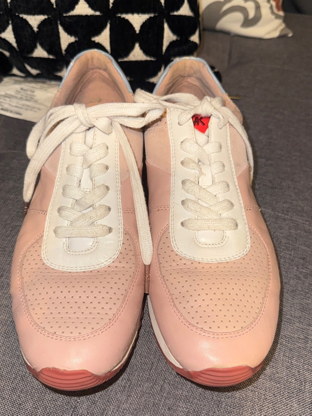 Women's Pink Leather Lace-Up Sneakers - Brand Unspecified